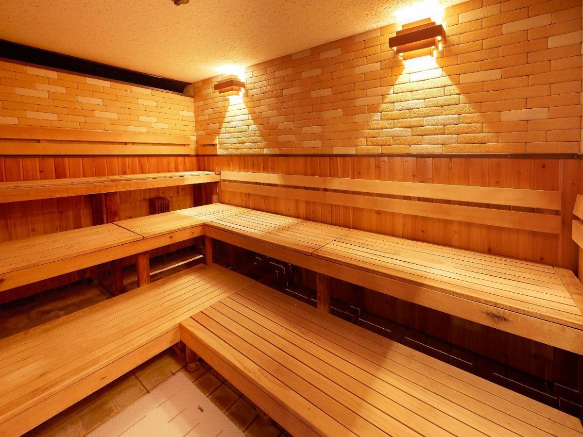 Famy Inn Makuhari Chiba Exterior photo