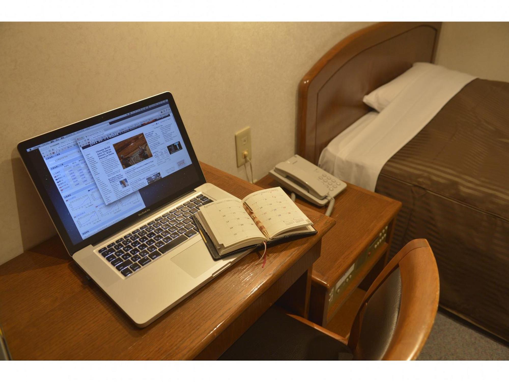 Famy Inn Makuhari Chiba Exterior photo