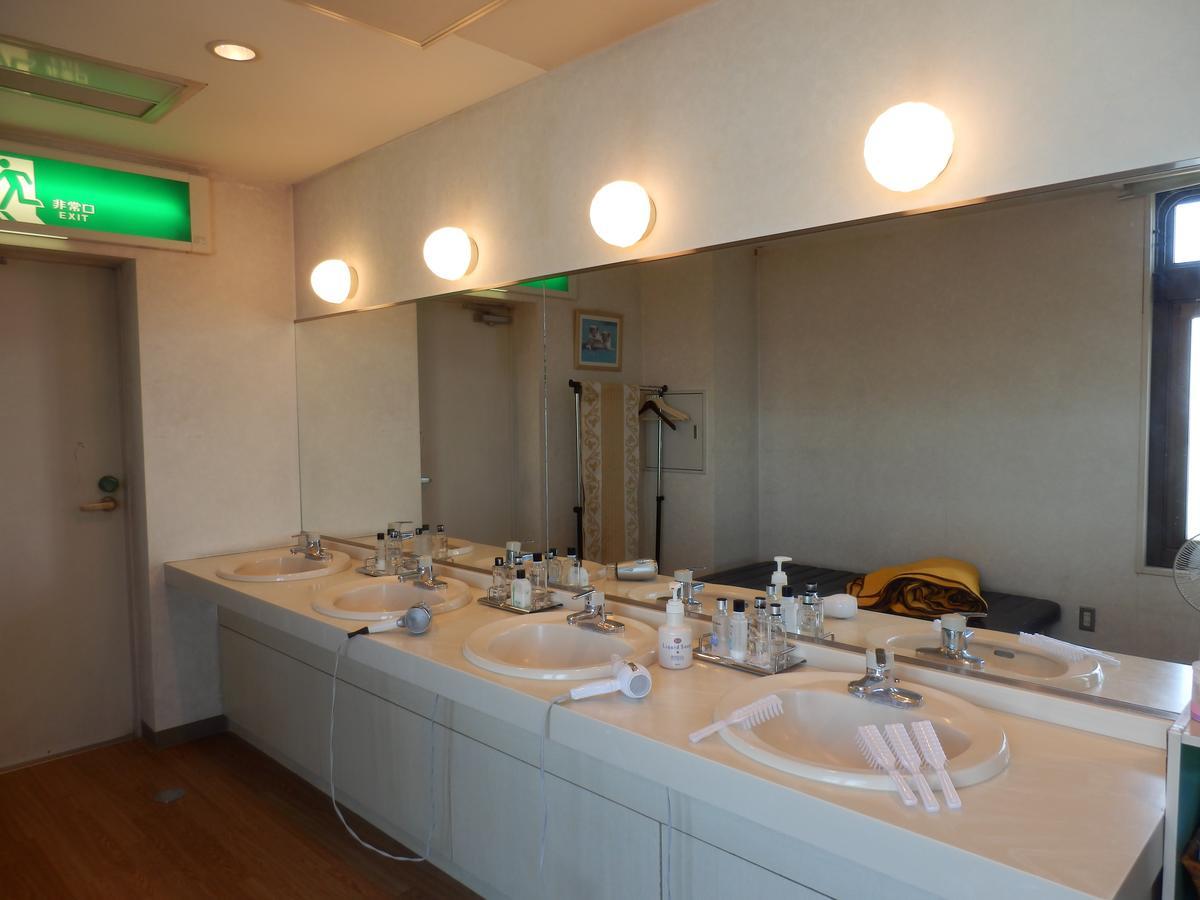Famy Inn Makuhari Chiba Exterior photo