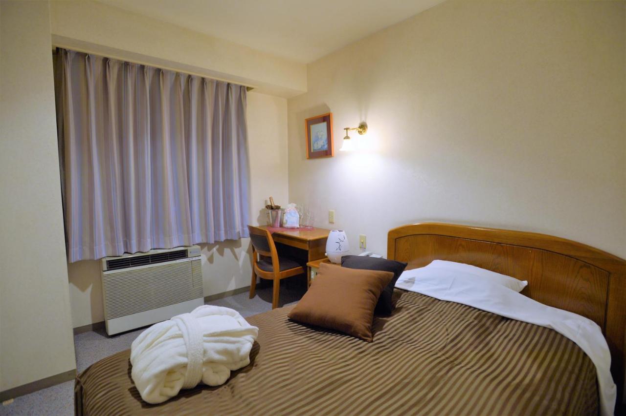 Famy Inn Makuhari Chiba Exterior photo